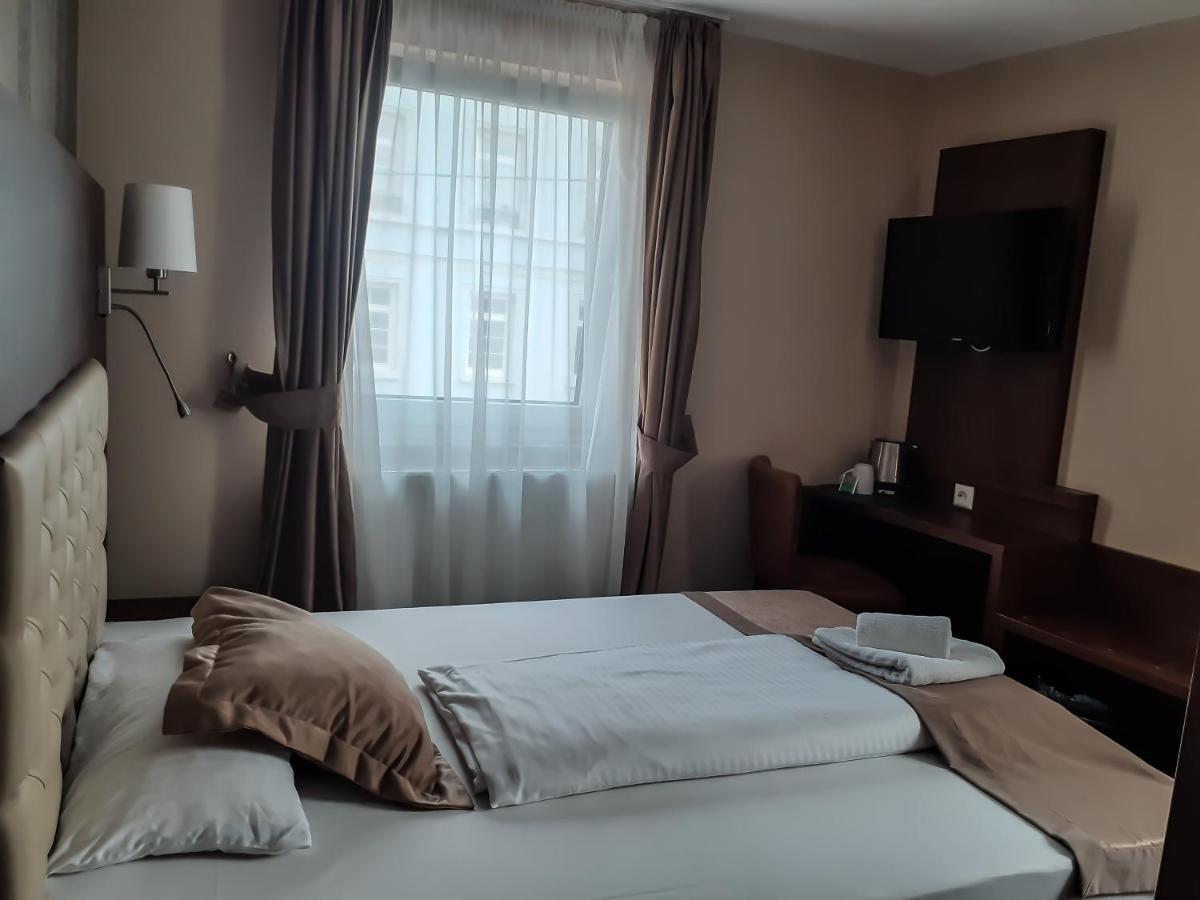 Stadthotel Reutlingen Dış mekan fotoğraf